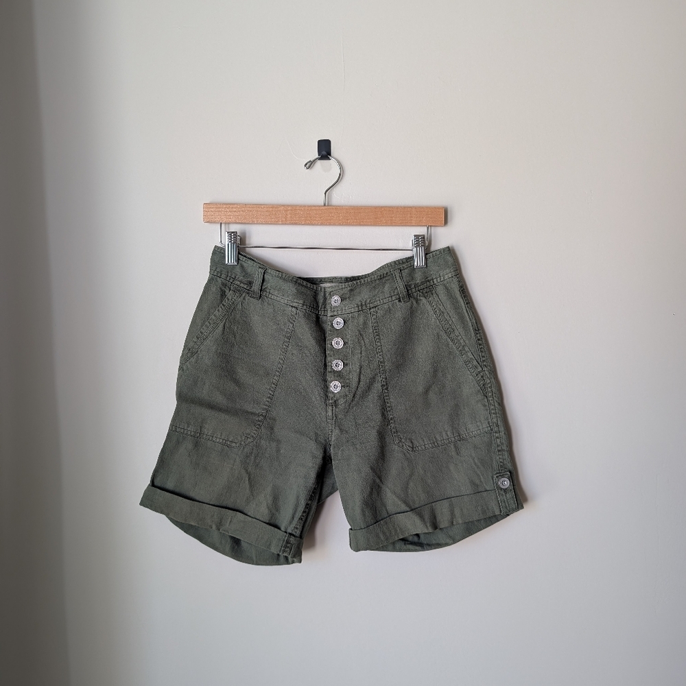 Sundance Olive Green Button-Front Shorts